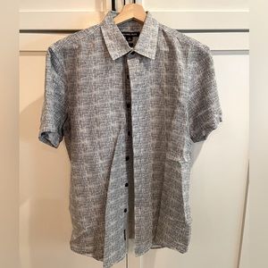 Michael Koras, Men’s M, summer short sleeve, Navy/White modern geometric print